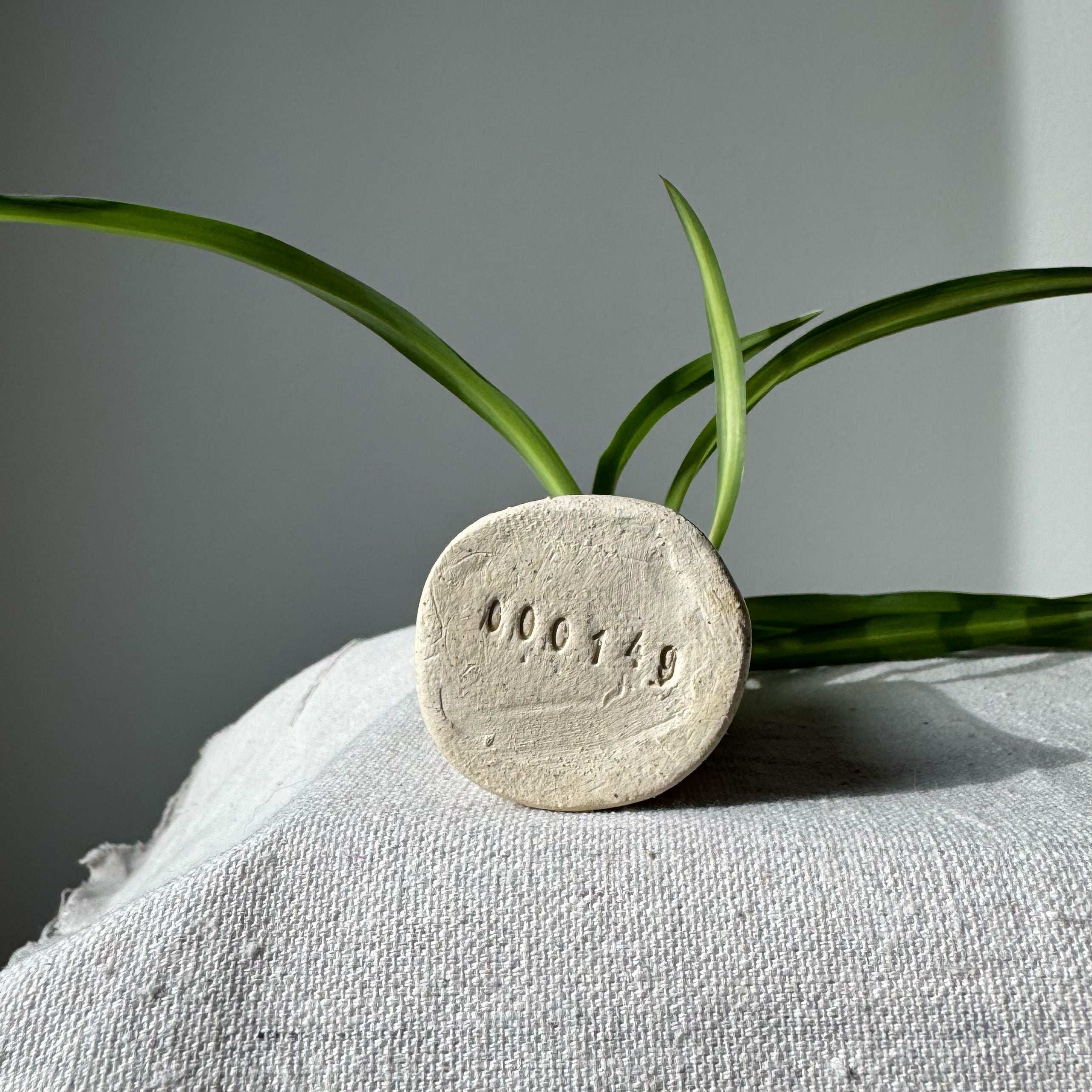 #0149 TeenyTiny Vase