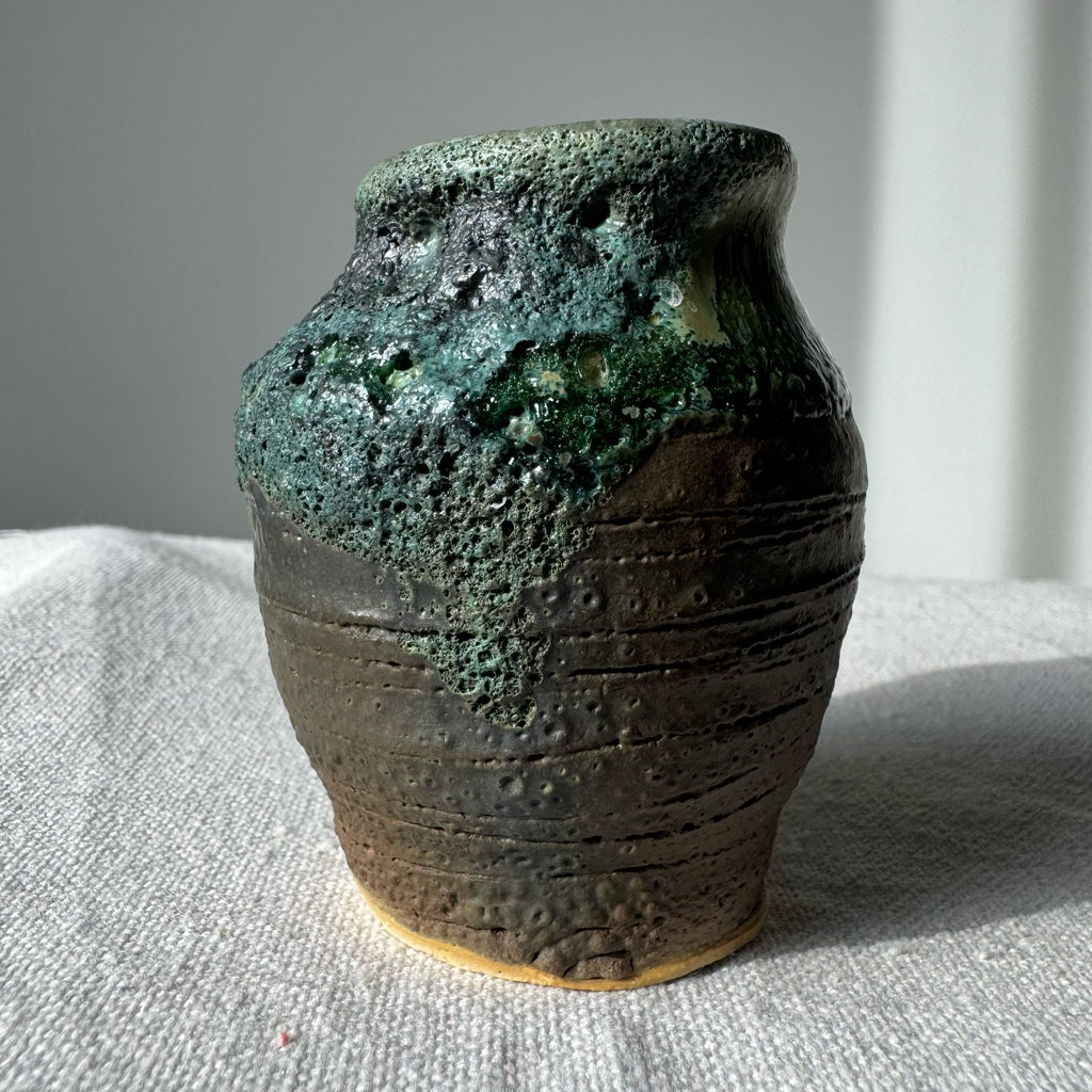 #089 TeenieTiny Vase