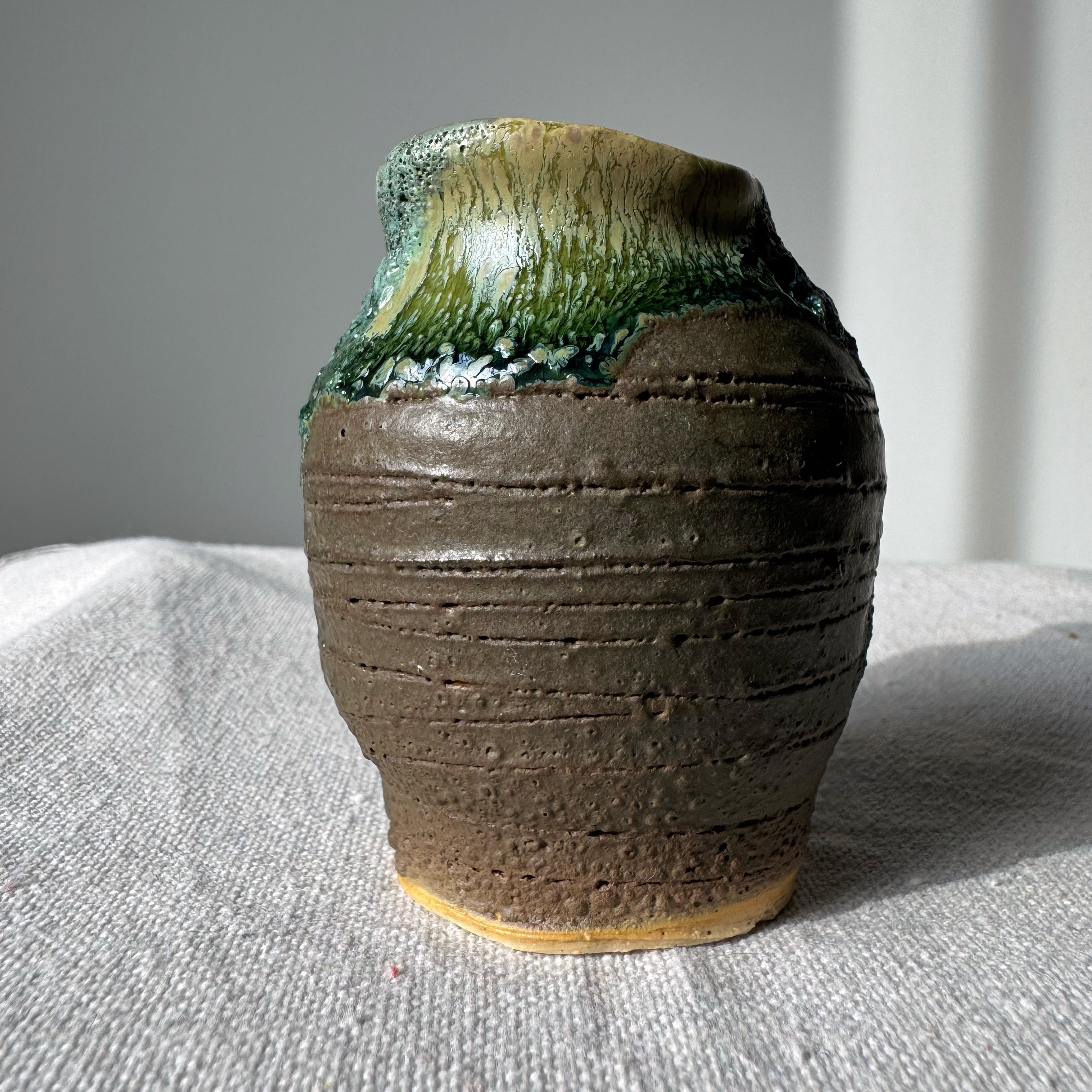 #089 TeenieTiny Vase