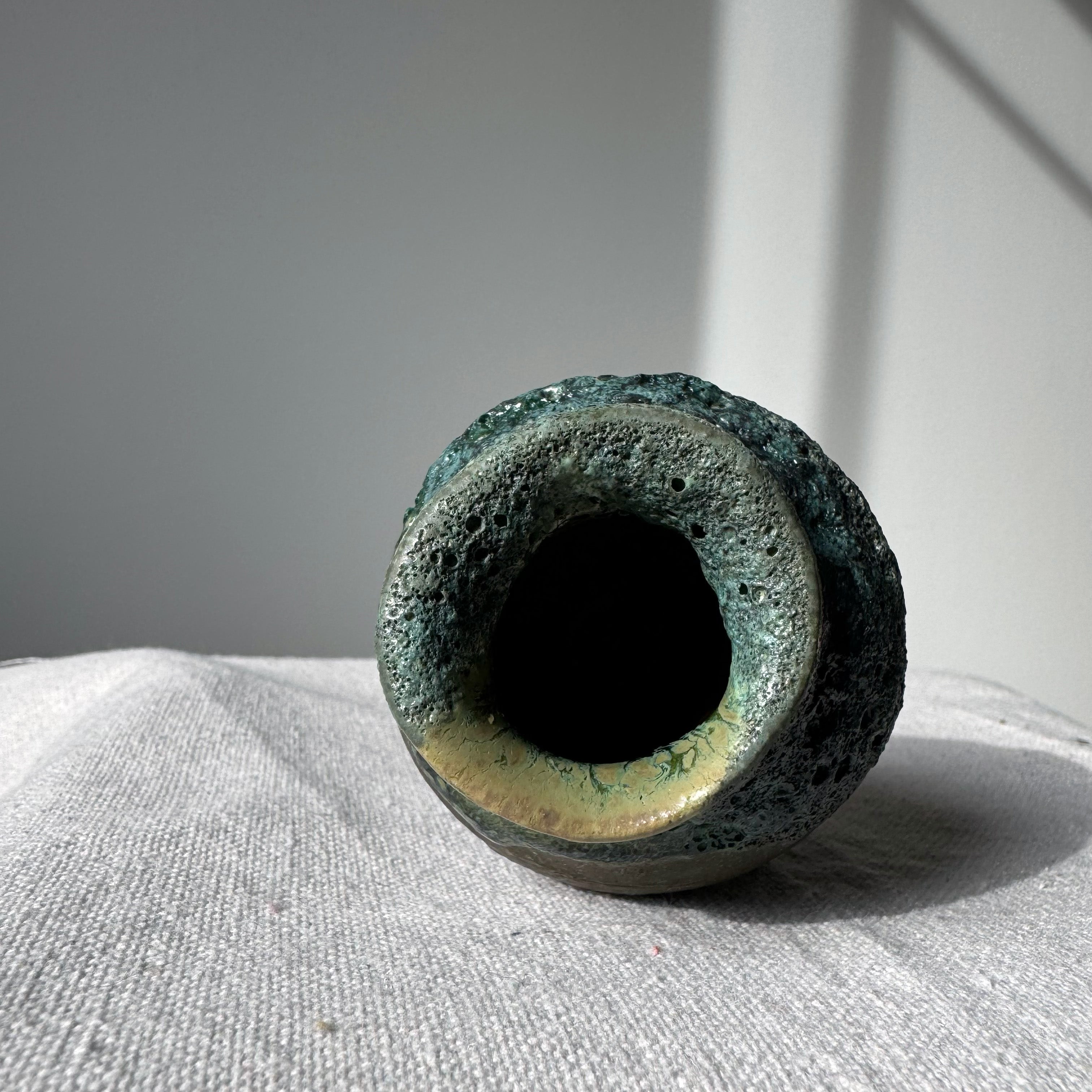 #089 TeenieTiny Vase