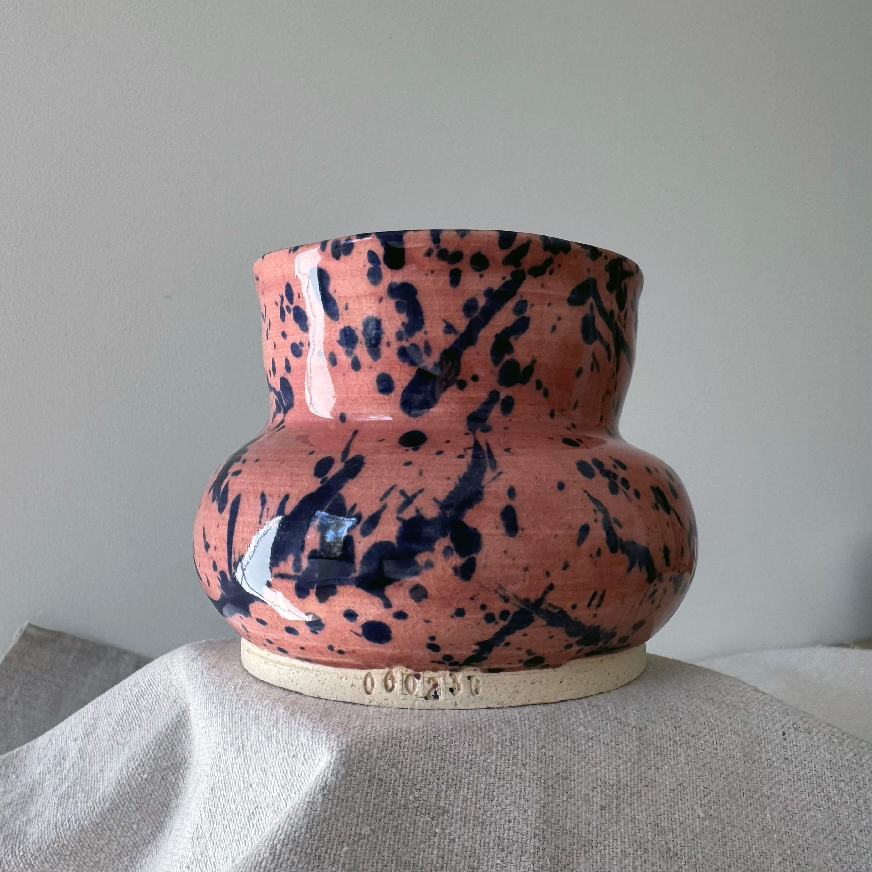 #230 Vase