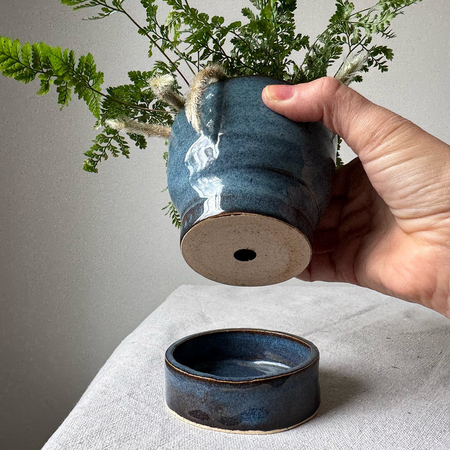 #86, #128, Paired Planter with Base